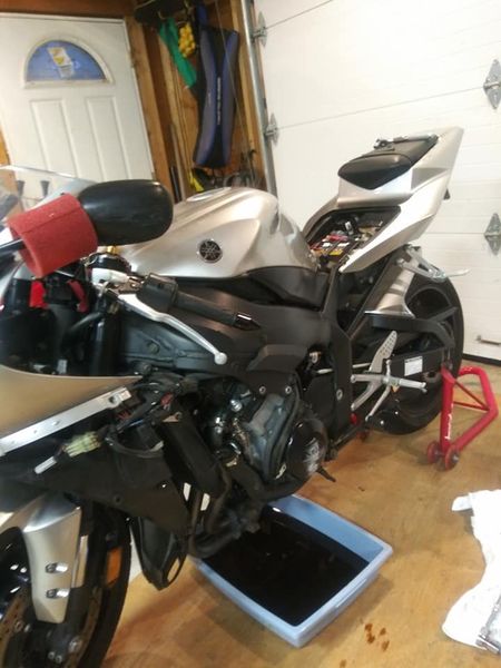 2002 YZF R1 replacing the stator